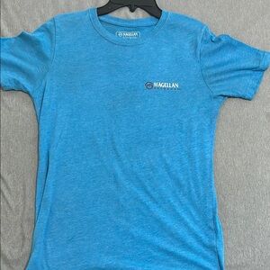 Magellan Outdoors Blue Short Sleeve Tee